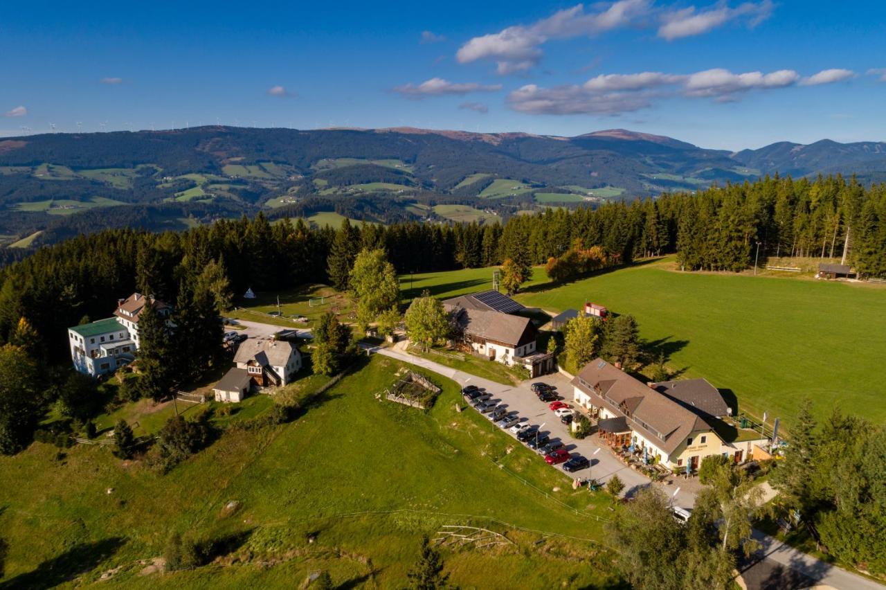 Gasthof Pension Orthofer Sankt Jakob im Walde Buitenkant foto